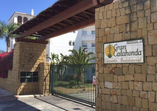 Luxury Garden Apartment - Walking Distance To The Sea Sitio de Calahonda Exterior foto