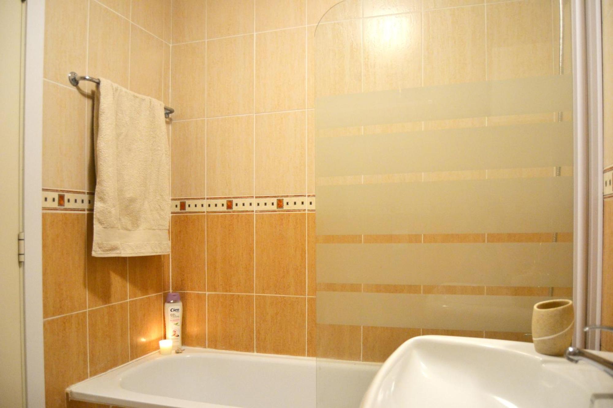 Luxury Garden Apartment - Walking Distance To The Sea Sitio de Calahonda Exterior foto