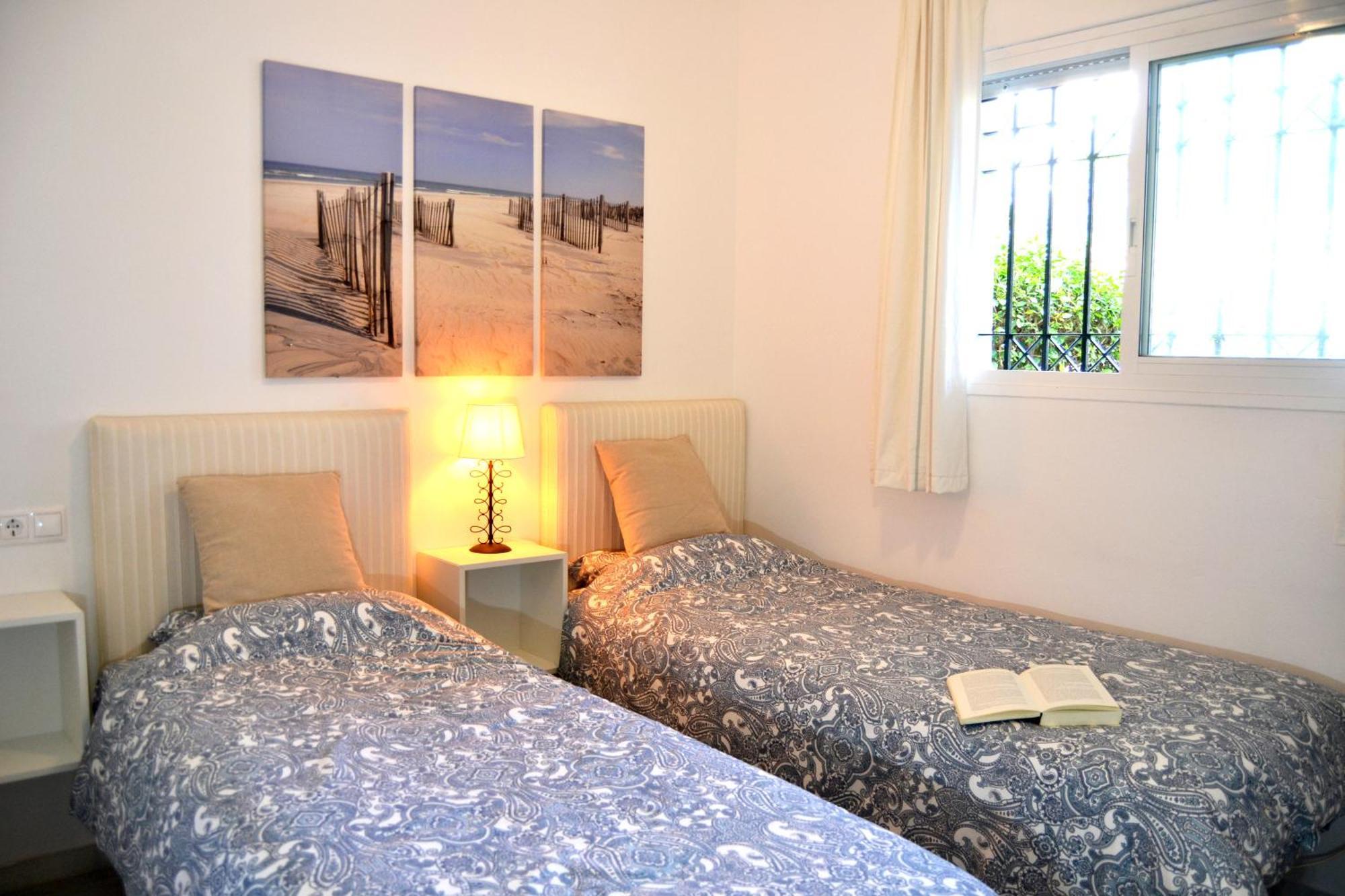 Luxury Garden Apartment - Walking Distance To The Sea Sitio de Calahonda Exterior foto